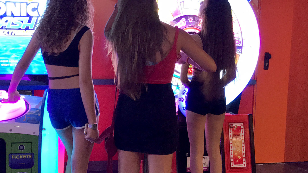 BARCELONA MALL Visited And Dined - Asian Sex Diary