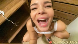 Chubby Blonde Big Tits Flirt4Free Showgirl with big cum facial