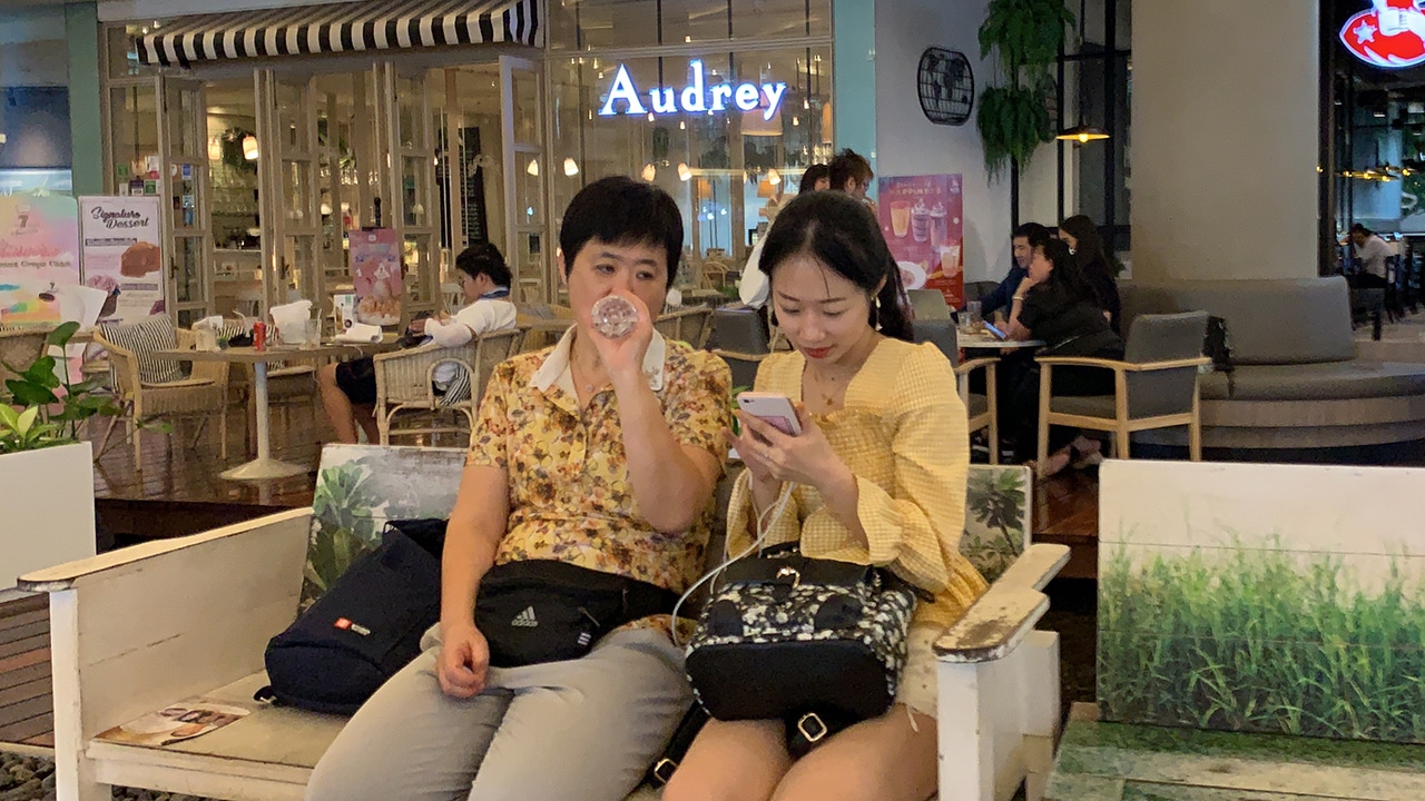Chinese Tourists, Shopping and a Surprise