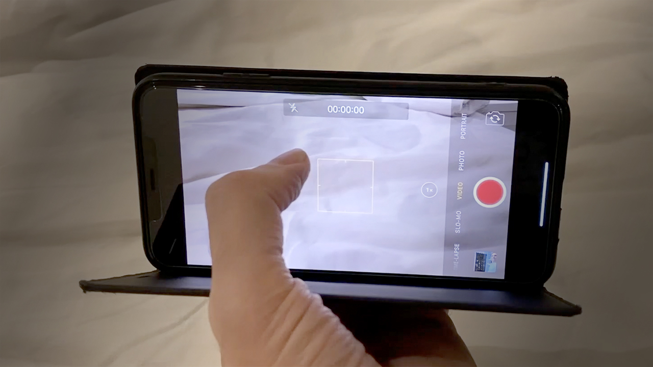 Discrete Filming with an I Phone