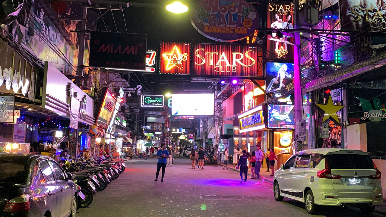 WALKING STREET PATTAYA Covid Times on Asian Sex Diary