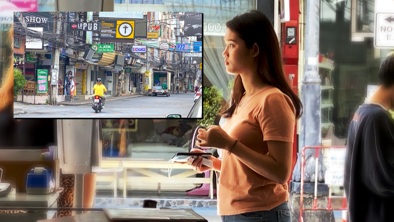 Distracted By Cute Girls on Walking Street