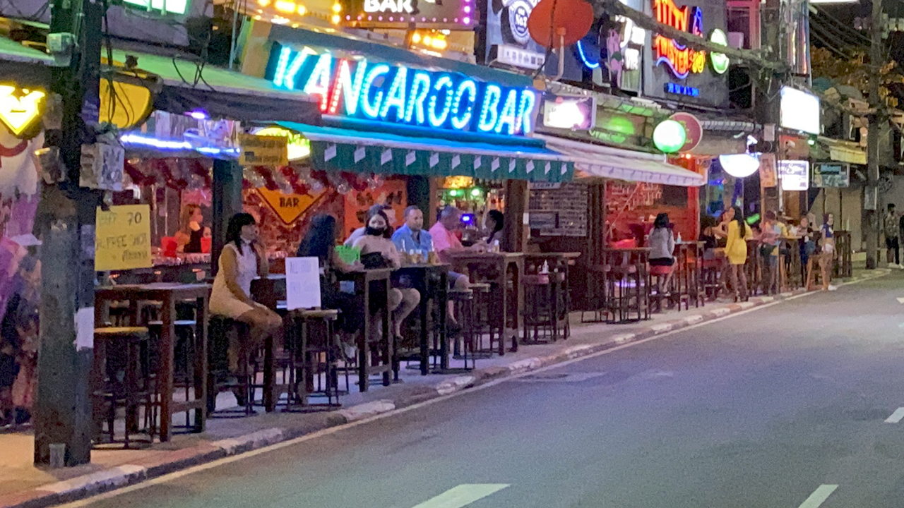 BANGLA ROAD WALKING STREET Revisited on Asian Sex Diary