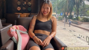 Coffee date with stranger girl in Bangkok