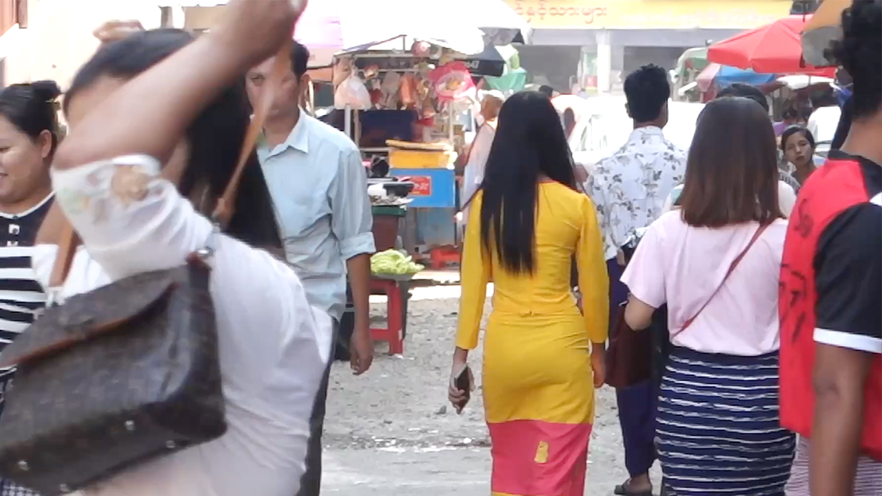 HOT GIRL WALKING Streets Of Yangon seen by Asian Sex Diary