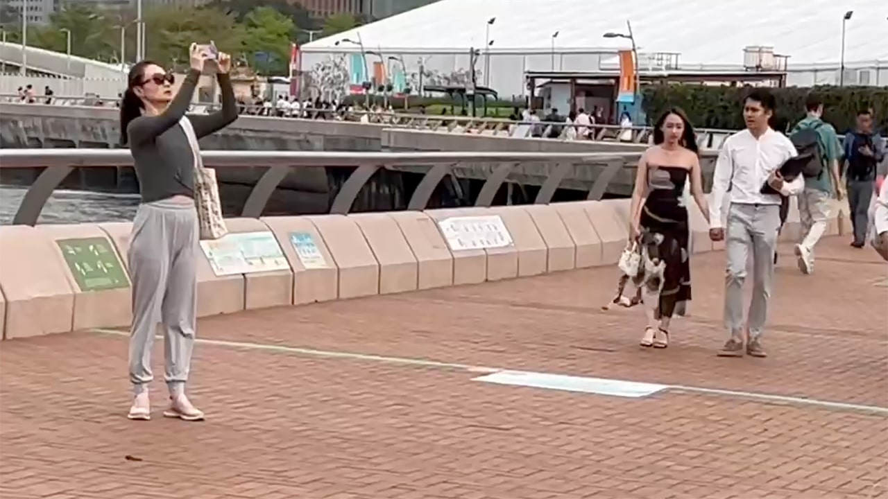 Hot Hong Kong Girls at Harbour