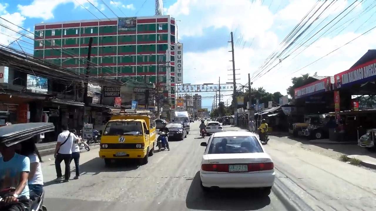Sm Clark Shopping and Lunch
