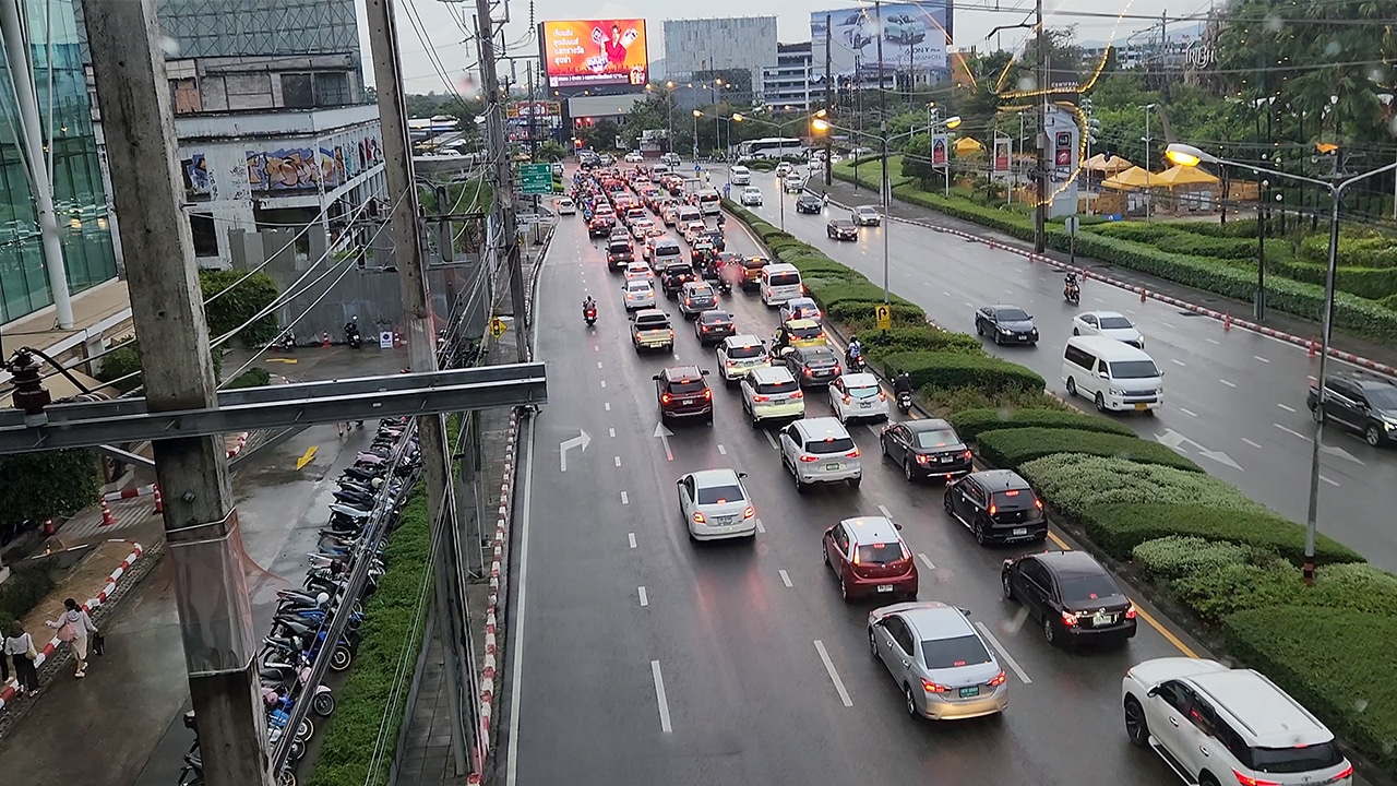 Phuket Shopping Traffic In Gloomy Weather